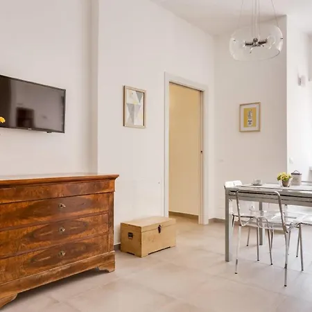 アパート Franca's ローマ